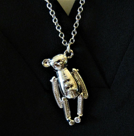 Movable Bear Pendant and Chain (2 Colors)