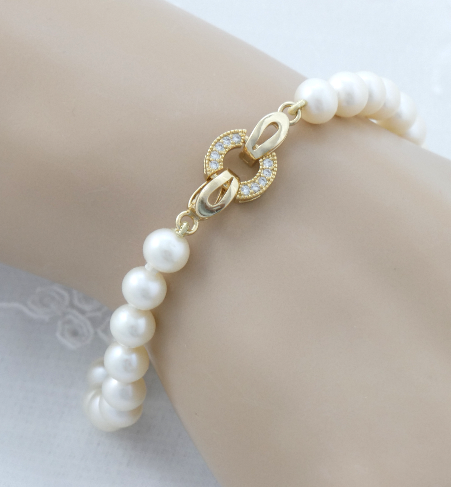 Cultured Freshwater Pearl 14k/Sterling Silver Bracelet with Designer Clasp